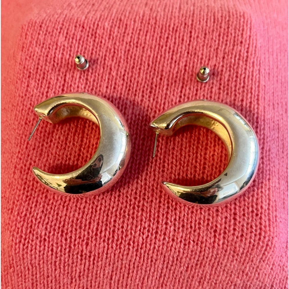Tapered Silver Hoop Earrings - Picture 6 of 16